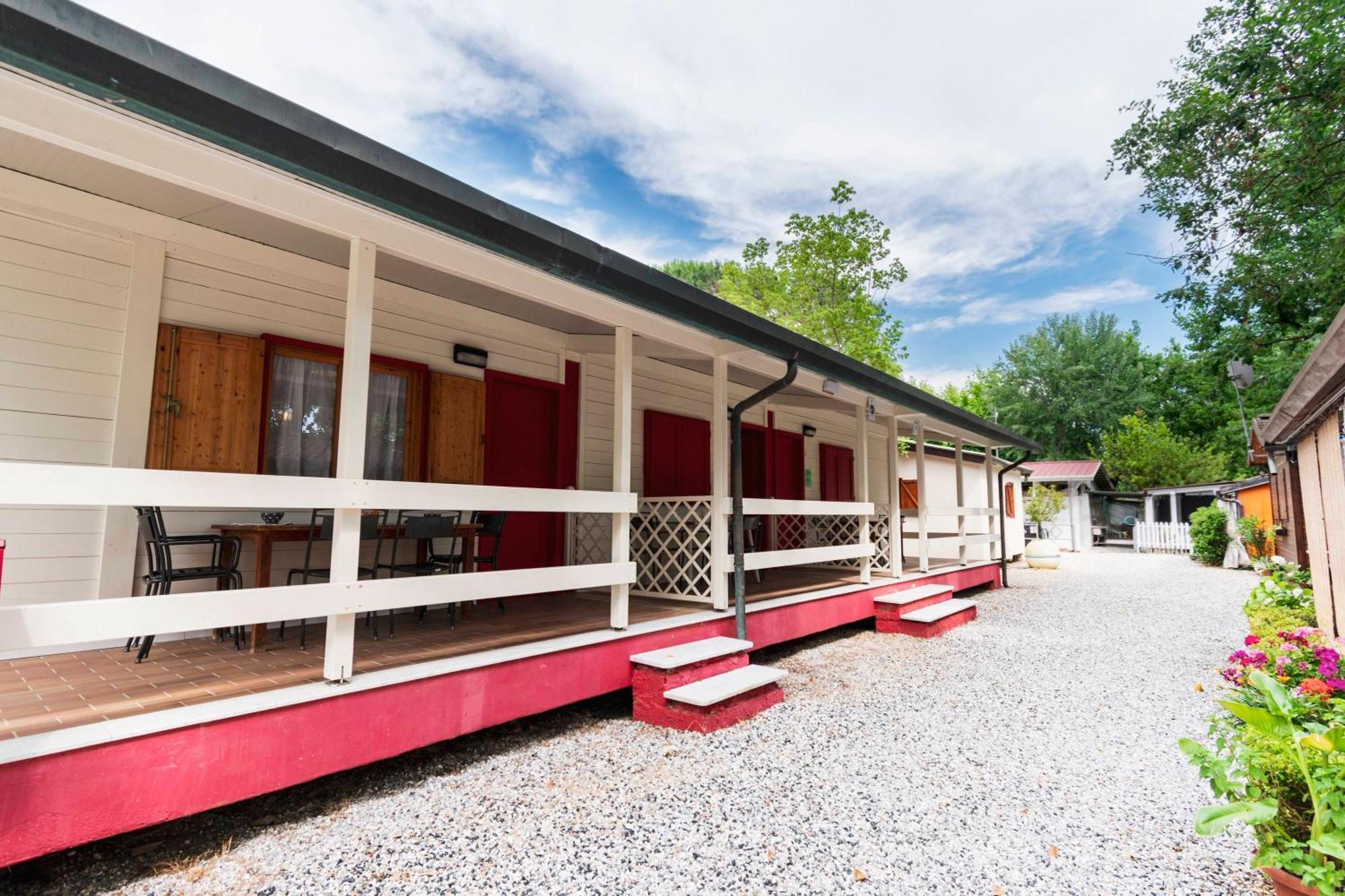 Camping Oasi Marina di Massa Exteriör bild